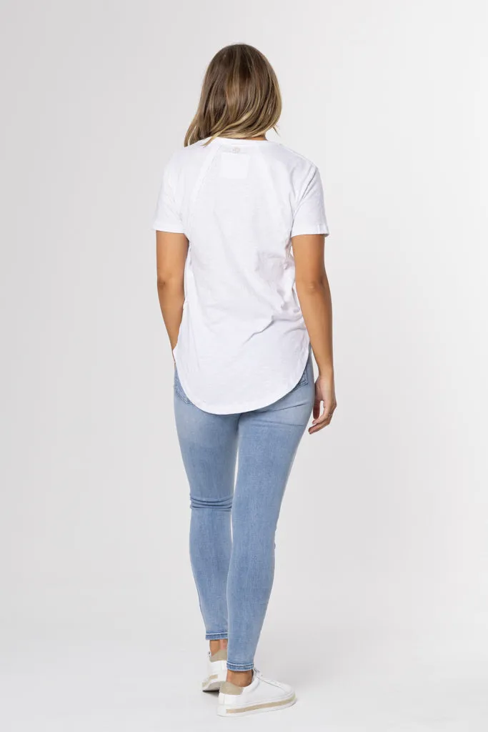 MACKENZIE S/S TEE - White
