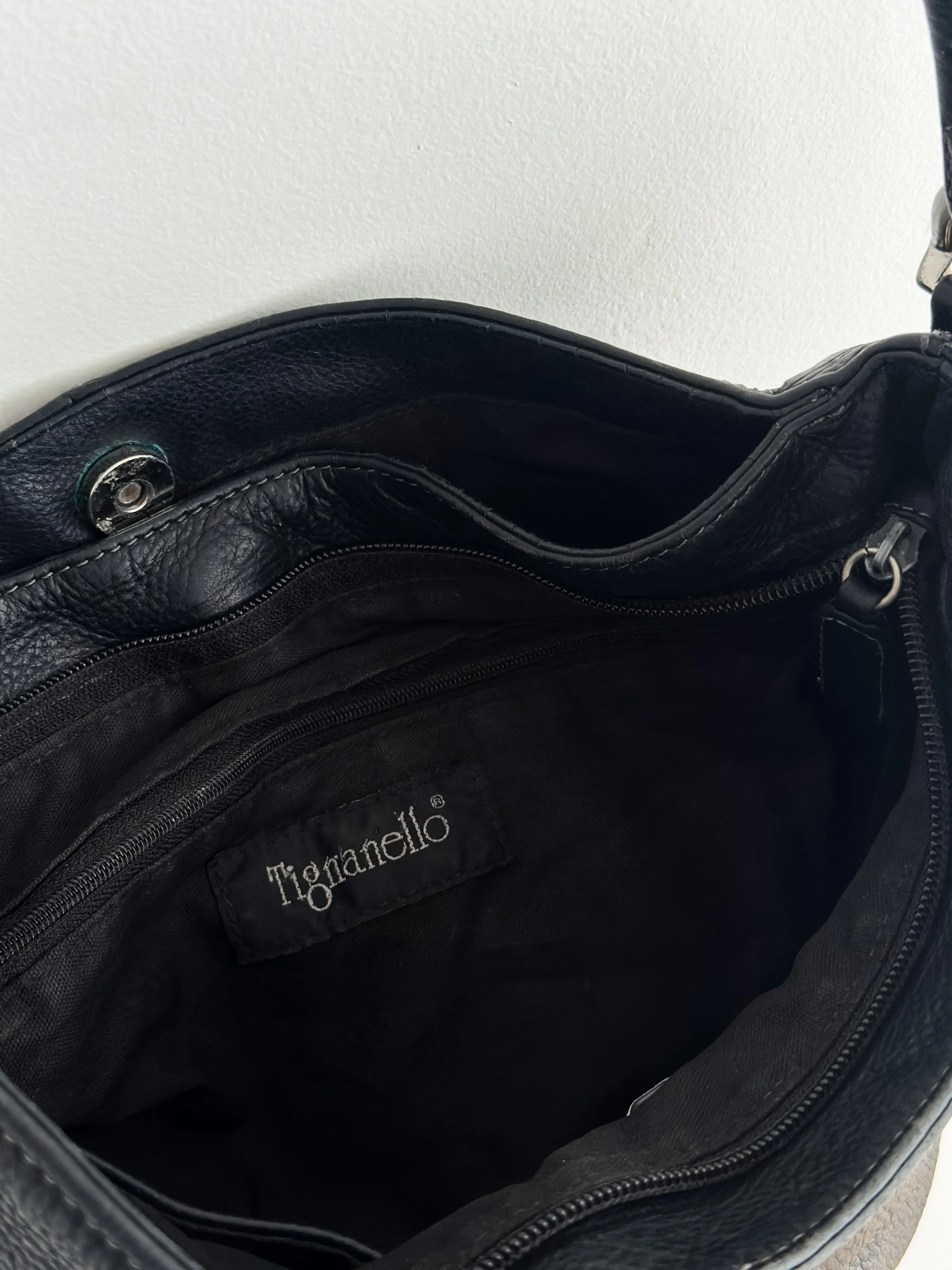 vintage black leather bucket bag