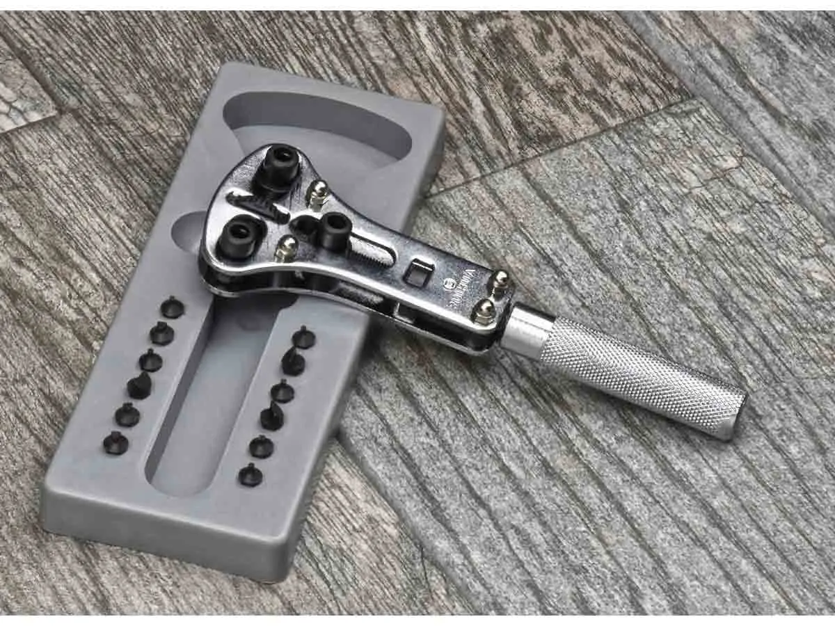 Watch Case Opener - 16pc - Storage Tray